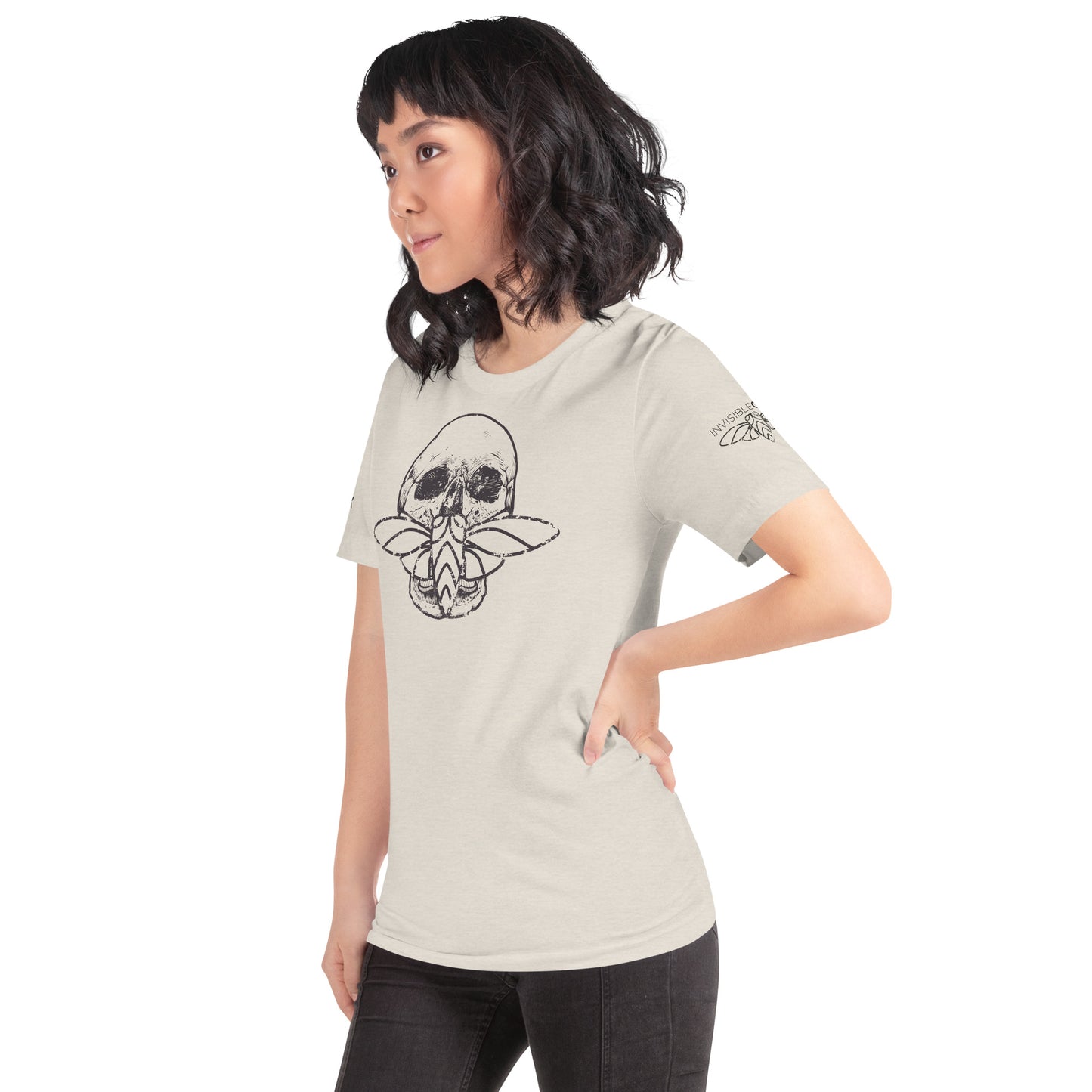 Cicada Skull Distressed Short sleeve t-shirt