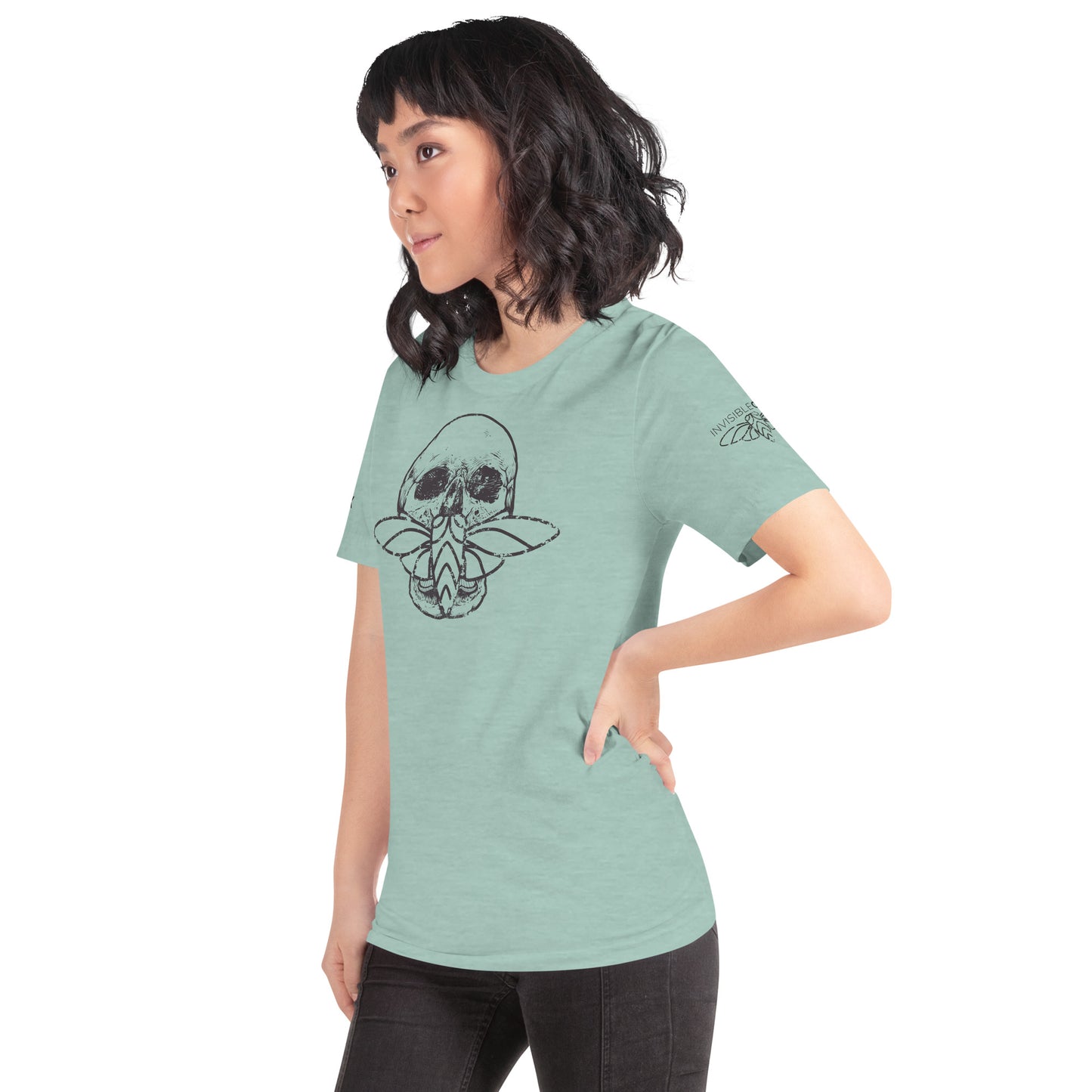 Cicada Skull Distressed Short sleeve t-shirt