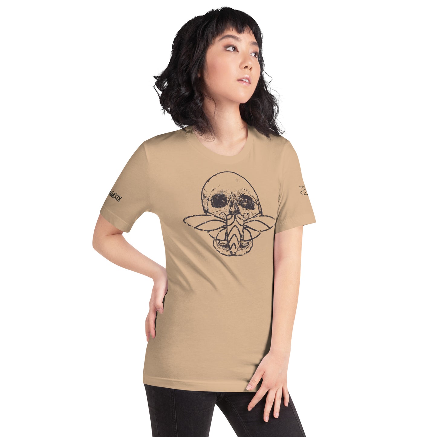 Cicada Skull Distressed Short sleeve t-shirt